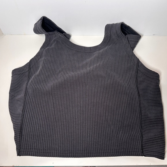 lululemon Ribbed Softstreme Cropped Tank Top Black Size 8 Tried On Once! - Picture 4 of 5